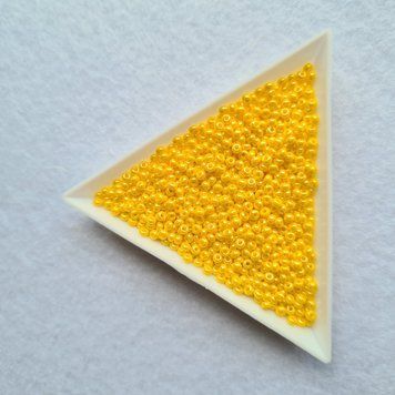 88130 упаковка 250г Чеський бісер Preciosa 10/0 лимонно-жовтий непрозорий глазурований 88130 упаковка 250г фото